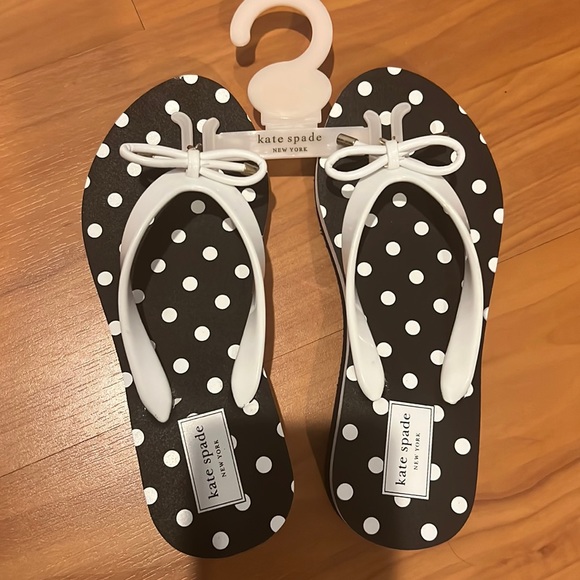 kate spade Shoes - NWT kate spade flip flop with small heel
